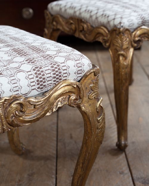 19TH CENTURY CARVED GILTWOOD STOOLS - ADDITIONAL PHOTO 5