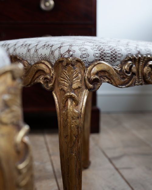 19TH CENTURY CARVED GILTWOOD STOOLS - ADDITIONAL PHOTO 6