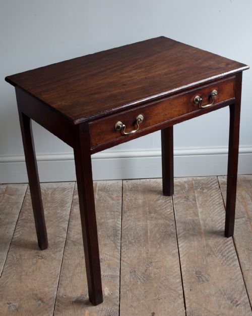 GEORGIAN MAHOGANY SIDE TABLE - ADDITIONAL PHOTO 2