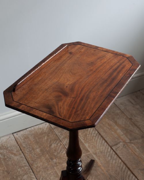 ANTIQUE LAMP TABLE - ADDITIONAL PHOTO 2