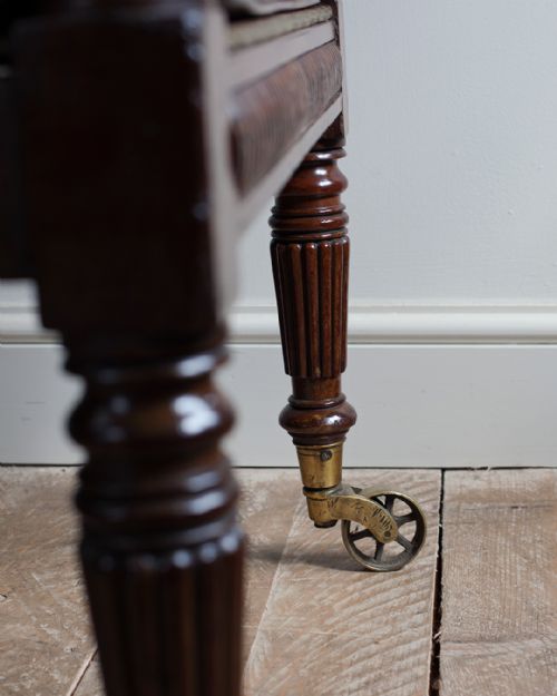 GEORGE I WALNUT LOWBOY - ADDITIONAL PHOTO 9