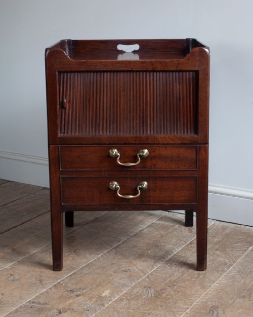 GEORGE III MAHOGANY TRAY TOP COMMODE - ADDITIONAL PHOTO 1