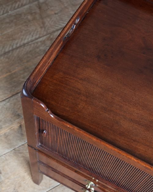 GEORGE III MAHOGANY TRAY TOP COMMODE - ADDITIONAL PHOTO 7