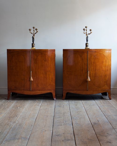 PAIR OF EDWARDIAN SATINWOOD BOWFRONT SIDE CABINETS - ADDITIONAL PHOTO 2