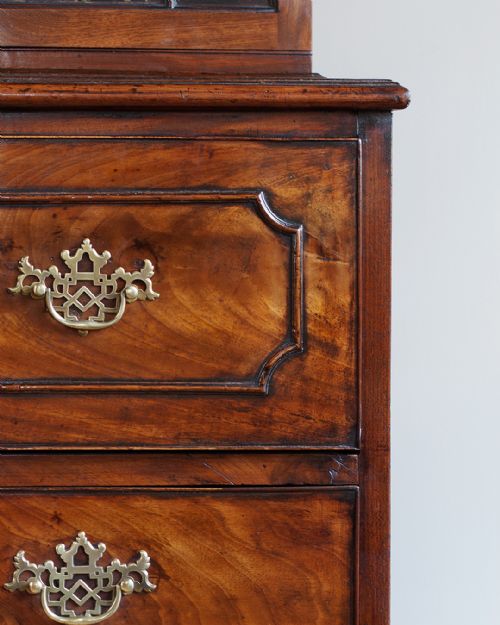 FINE QUALITY GEORGE III MAHOGANY SECRETAIRE BOOKCASE - ADDITIONAL PHOTO 9