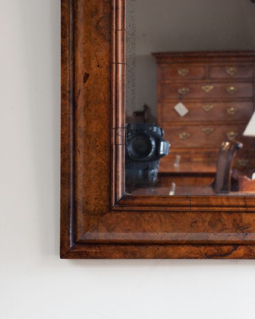 19TH CENTURY WALNUT CUSHION MIRROR - ADDITIONAL PHOTO 3