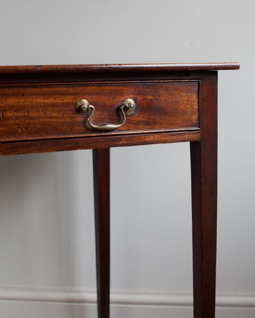 GEORGE III MAHOGANY SIDE TABLE - ADDITIONAL PHOTO 3