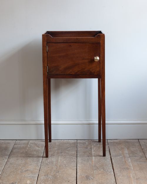 GEORGIAN MAHOGANY POT CUPBOARD - ADDITIONAL PHOTO 1
