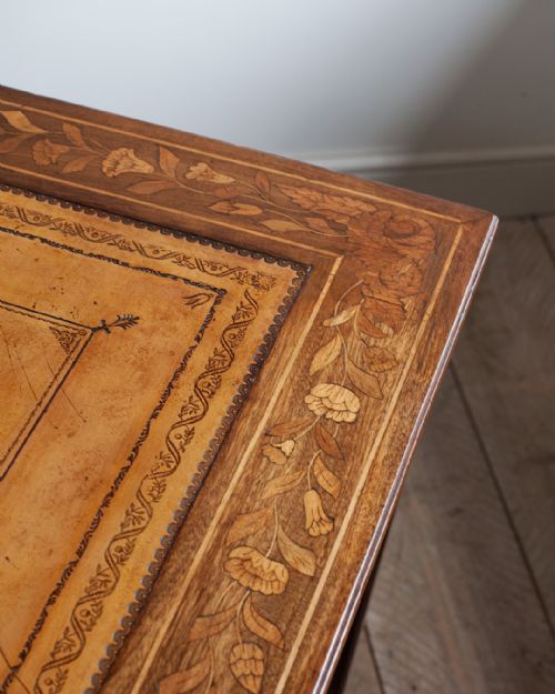 19TH CENTURY DUTCH MAHOGANY AND MARQUETRY WRITING TABLE - ADDITIONAL PHOTO 7