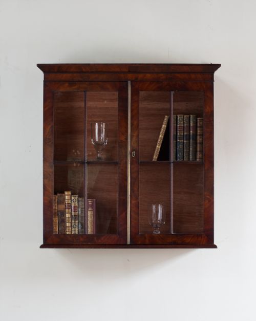 19th century mahogany wall hanging cabinet - CATEGORY: ANTIQUE FURNITURE - DATED 19TH CENTURY