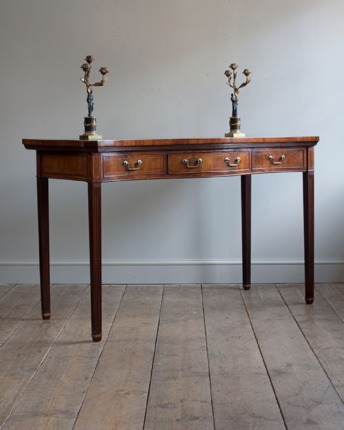 GEORGE III MAHOGANY SERVING TABLE - ADDITIONAL PHOTO 1