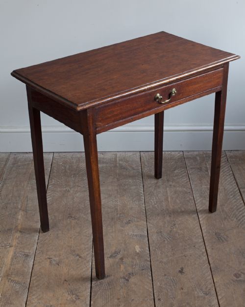 GEORGIAN MAHOGANY SIDE TABLE - ADDITIONAL PHOTO 2