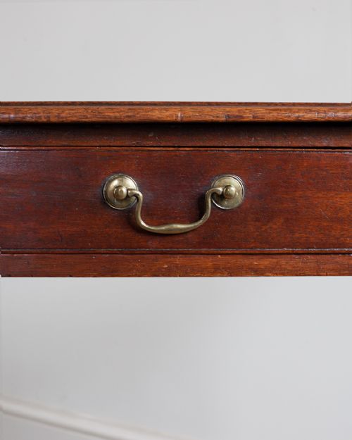 GEORGIAN MAHOGANY SIDE TABLE - ADDITIONAL PHOTO 5