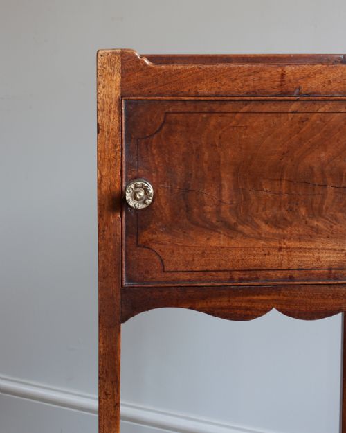GEORGIAN MAHOGANY POT CUPBOARD - ADDITIONAL PHOTO 4