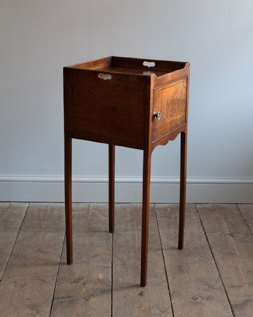 GEORGIAN MAHOGANY POT CUPBOARD - ADDITIONAL PHOTO 8