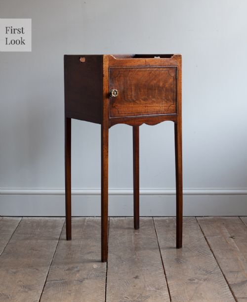 GEORGIAN MAHOGANY POT CUPBOARD - ADDITIONAL PHOTO 10
