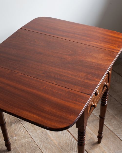 REGENCY MAHOGANY WORK TABLE - ADDITIONAL PHOTO 3