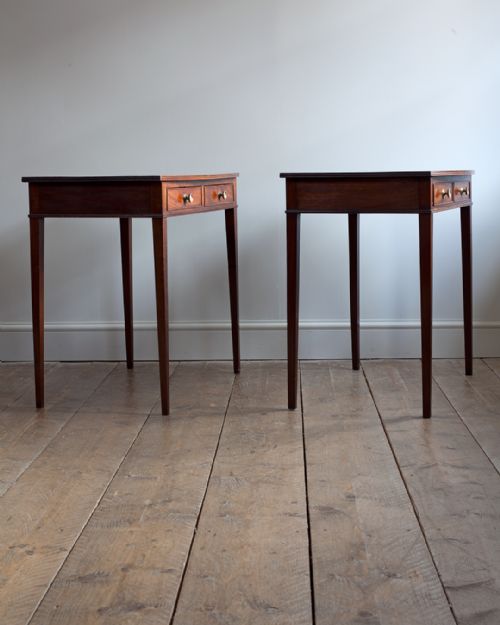 GEORGIAN MAHOGANY BOWFRONT SIDE TABLES - ADDITIONAL PHOTO 7