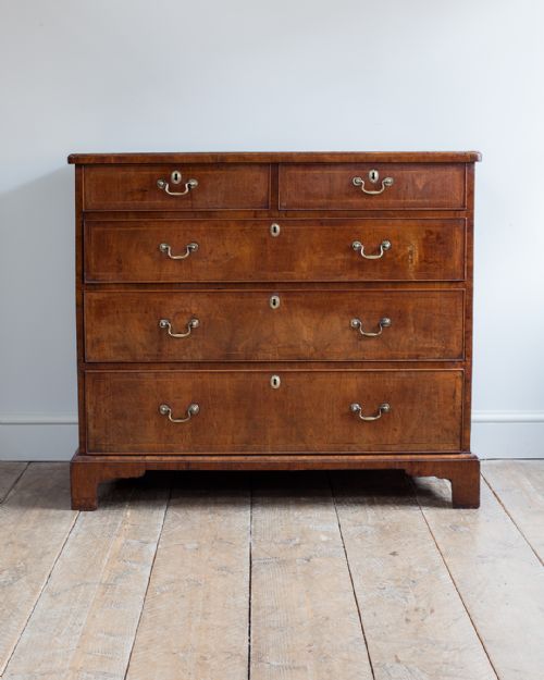 GEORGE II WALNUT CHEST OF DRAWERS - ADDITIONAL PHOTO 1
