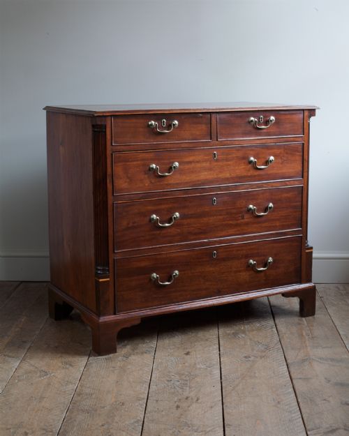 george iii mahogany chest of drawers - CATEGORY: ANTIQUE CHEST OF DRAWERS - DATED 18TH CENTURY