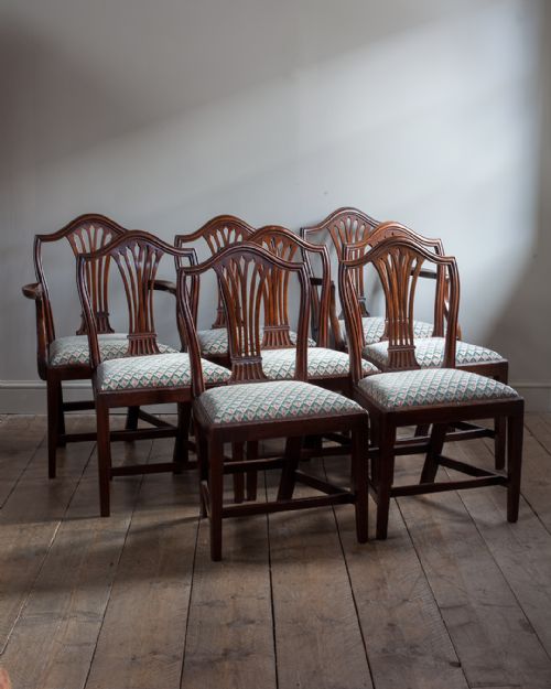 set of eight georgian mahogany dining chairs - CATEGORY: ANTIQUE CHAIRS - DATED 18TH CENTURY
