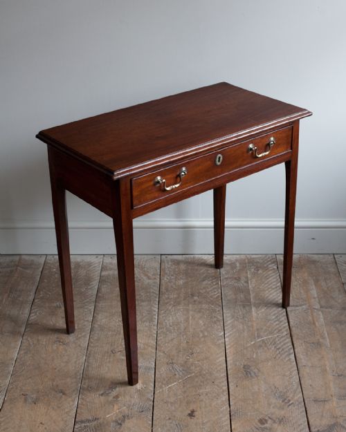 GEORGE III MAHOGANY SIDE TABLE - ADDITIONAL PHOTO 2