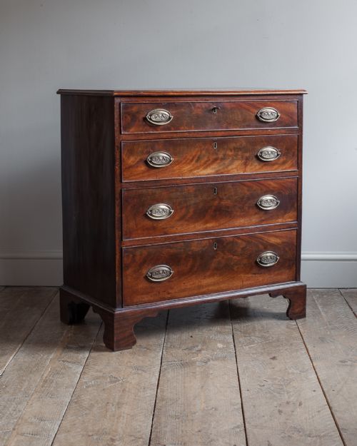 george iii mahogany chest of drawers - CATEGORY: ANTIQUE CHEST OF DRAWERS - DATED 18TH CENTURY