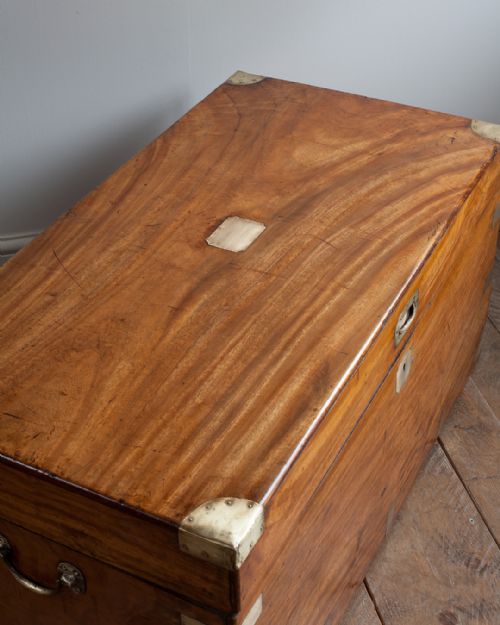 19TH CENTURY BRASS BOUND CAMPHOR WOOD CHEST - ADDITIONAL PHOTO 3