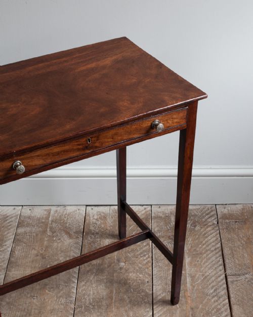 GEORGIAN MAHOGANY SIDE TABLE - ADDITIONAL PHOTO 4