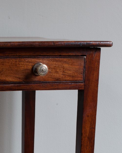 GEORGIAN MAHOGANY SIDE TABLE - ADDITIONAL PHOTO 6