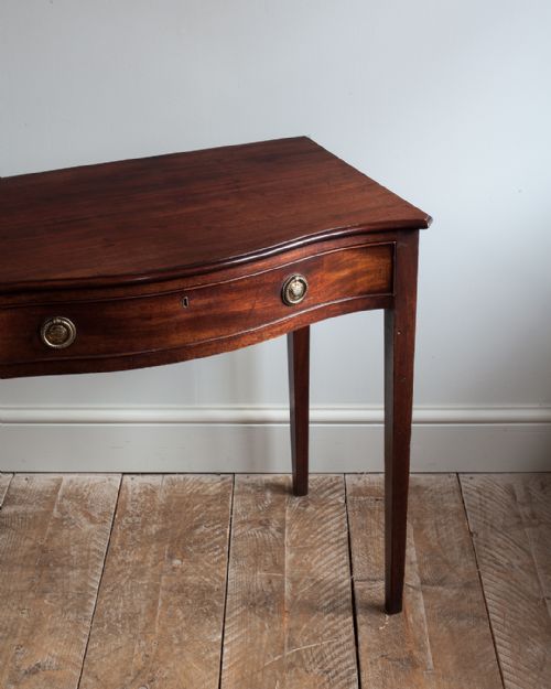 GEORGE III MAHOGANY SERPENTINE SIDE TABLE - ADDITIONAL PHOTO 4
