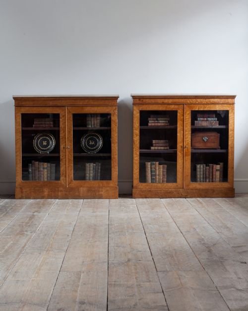PAIR OF 19TH CENTURY BIRDS EYE MAPLE SIDE CABINETS - ADDITIONAL PHOTO 1