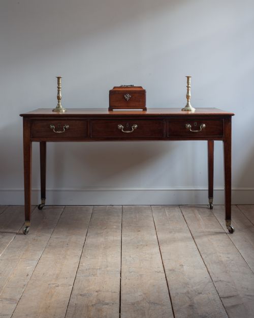 GEORGE II MAHOGANY LIBRARY TABLE - ADDITIONAL PHOTO 1