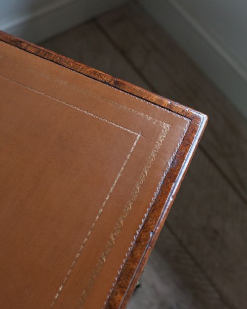 GEORGE II MAHOGANY LIBRARY TABLE - ADDITIONAL PHOTO 6