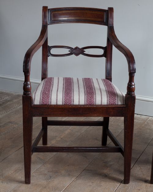 SET OF 8 GEORGE IV MAHOGANY DINING CHAIRS - ADDITIONAL PHOTO 2