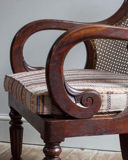REGENCY MAHOGANY BERGRE CHAIR - ADDITIONAL PHOTO 6