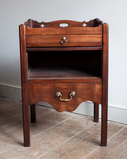 GEORGE III MAHOGANY TRAY TOP COMMODE - ADDITIONAL PHOTO 2