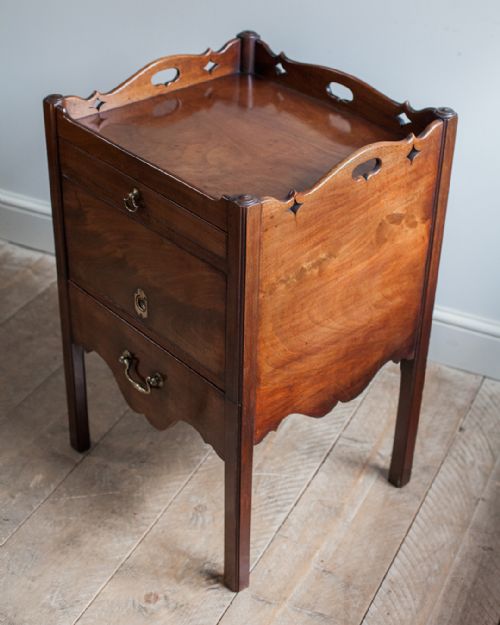 GEORGE III MAHOGANY TRAY TOP COMMODE - ADDITIONAL PHOTO 4