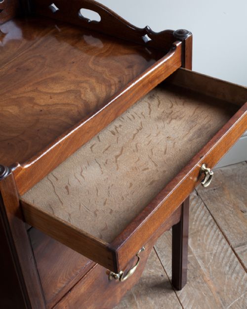 GEORGE III MAHOGANY TRAY TOP COMMODE - ADDITIONAL PHOTO 5