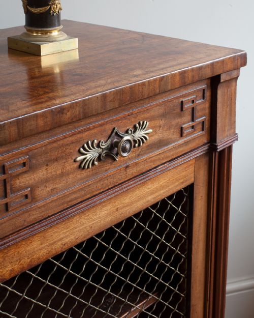 REGENCY MAHOGANY SIDE CABINET - ADDITIONAL PHOTO 4