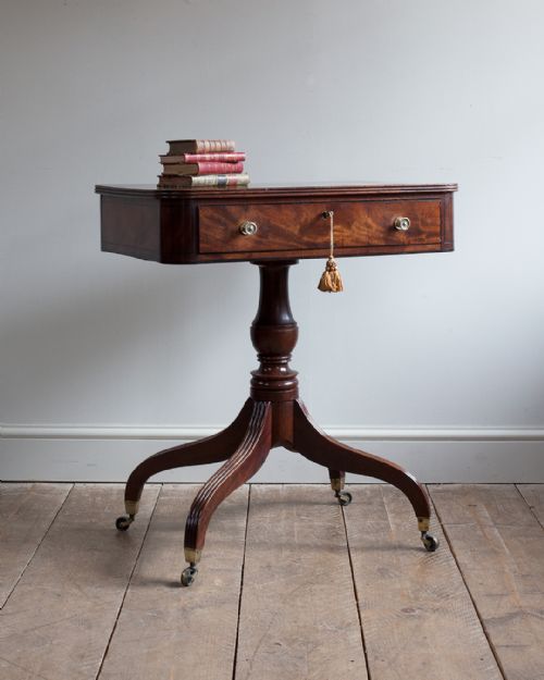 late regency mahogany pedestal table - CATEGORY: ANTIQUE TABLES - DATED 19TH CENTURY