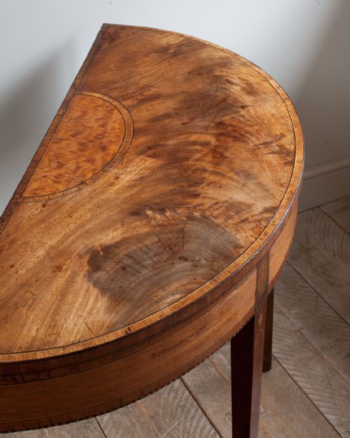 GEORGIAN MAHOGANY DEMI LUNE CONSOLE CARD TABLE - ADDITIONAL PHOTO 4