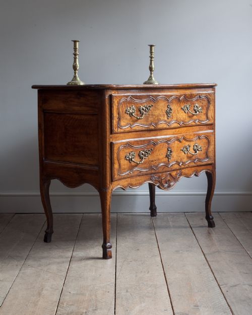 FRENCH LATE 18TH CENTURY WALNUT SERPENTINE COMMODE - ADDITIONAL PHOTO 1