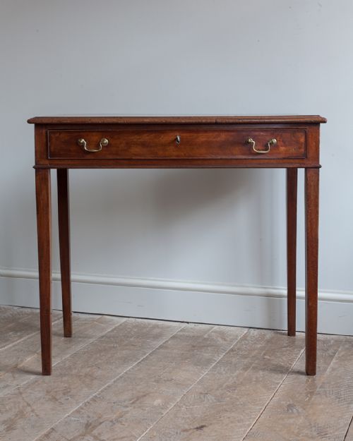 GEORGE III MAHOGANY SIDE TABLE OF GOOD COLOUR - ADDITIONAL PHOTO 3