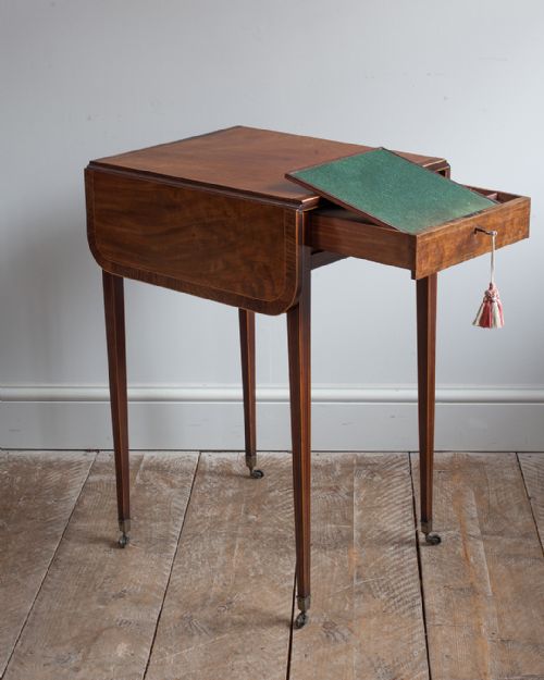 SHERATON PERIOD MAHOGANY WORK WRITING TABLE - ADDITIONAL PHOTO 3