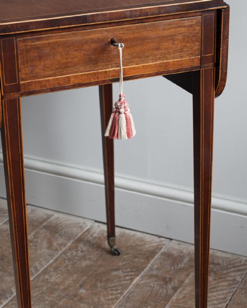 SHERATON PERIOD MAHOGANY WORK WRITING TABLE - ADDITIONAL PHOTO 11
