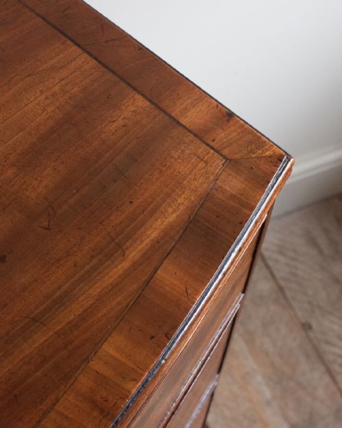 GEORGE IV MAHOGANY BOWFRONT CHEST OF DRAWERS - ADDITIONAL PHOTO 6