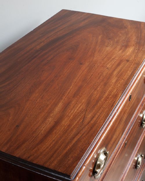 GEORGIAN MAHOGANY BOWFRONT DRESSING TABLE - ADDITIONAL PHOTO 9