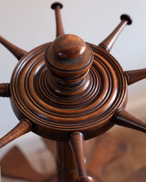 19TH CENTURY REVOLVING BOOTSTAND - ADDITIONAL PHOTO 4