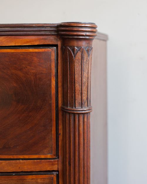 REGENCY MAHOGANY BOWFRONT CHEST OF DRAWERS - ADDITIONAL PHOTO 3